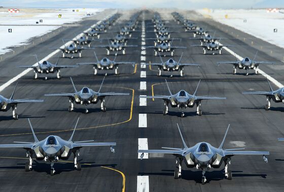F-35 Costs Drop for Building Jets But Rise for Operating Them