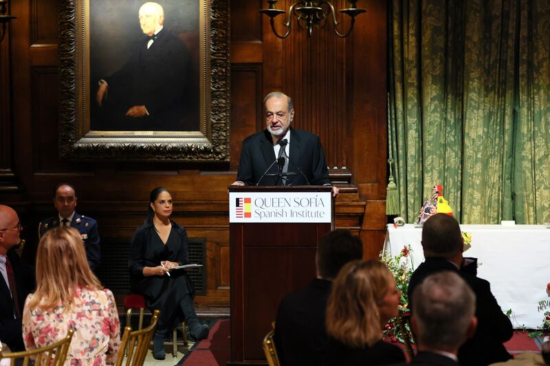 La Reina Sofía Asiste a la Entrega de los Premios Sofía a la Excelencia del Instituto Español Reina Sofía