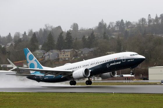 Boeing 737 Max Return Outside U.S. Seen Slowed by Regulators