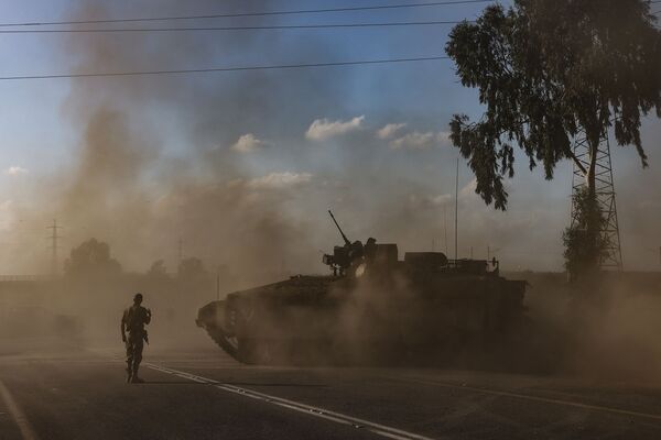 Stocks Rise Amid Efforts to Stifle Israel Conflict: Markets Wrap