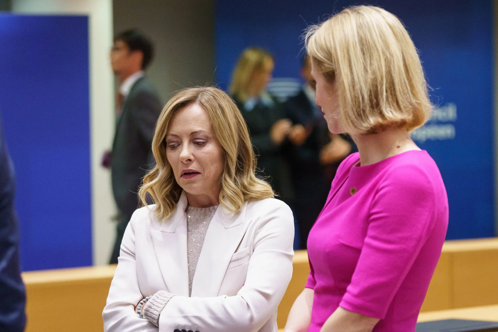 Giorgia Meloni, Italy’s prime minister, left, and Kaja Kallas, Estonia’s prime minister, right
