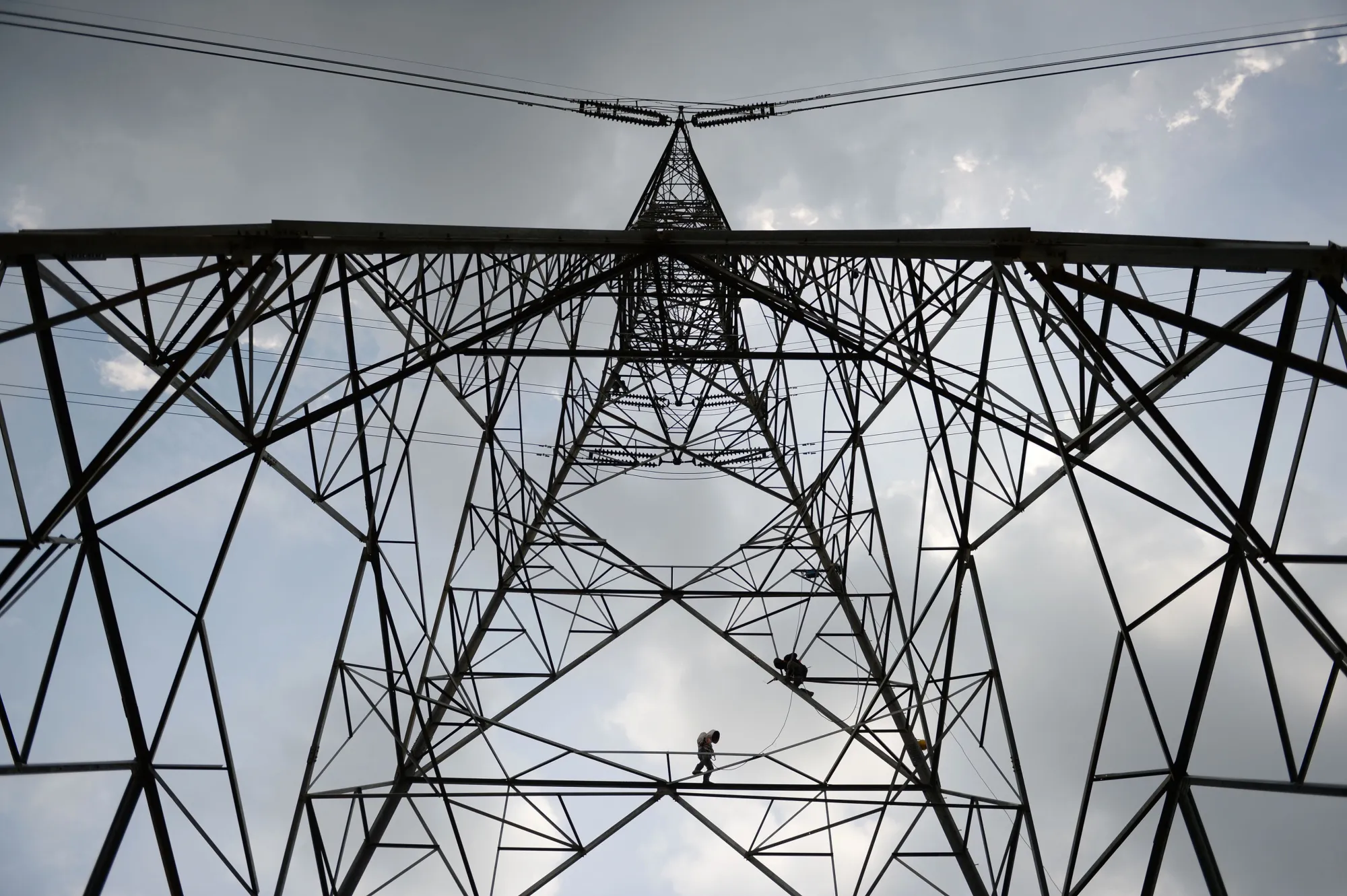 How Not to Build a Power Plant: a Cautionary Tale From Indonesia