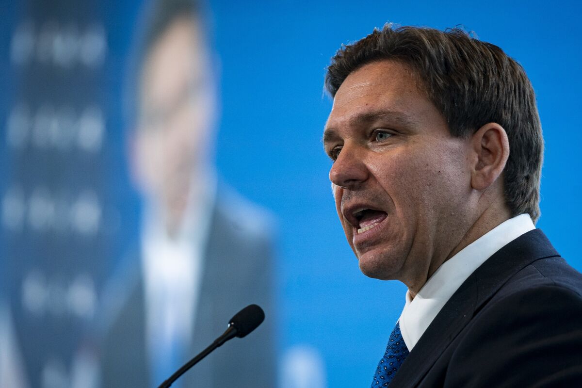 Why Ron DeSantis Is Fighting With Disney World Bloomberg