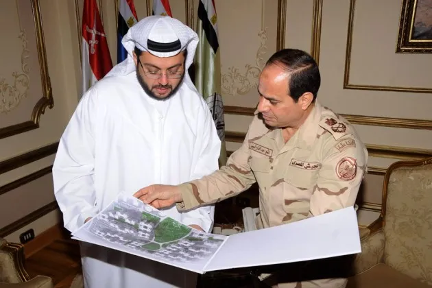 Egypt’s army chief Abdelfatah al-Seesi (right) meets with Arabtec Construction CEO Hasan Abdullah Ismaik on March 9 in Cairo