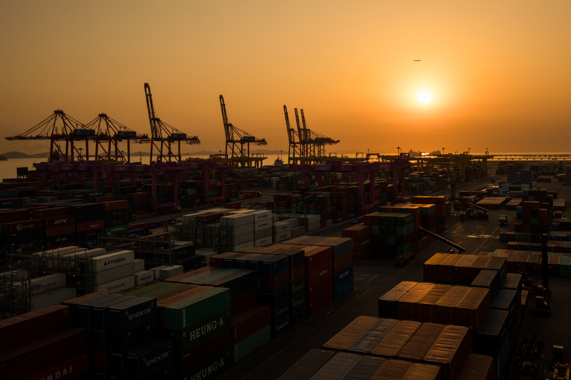 Operations At Sun Kwang Newport Container Terminal (SNCT) And Port Of Incheon As Trump Draws Global Condemnation With Talk of Impending Tariffs