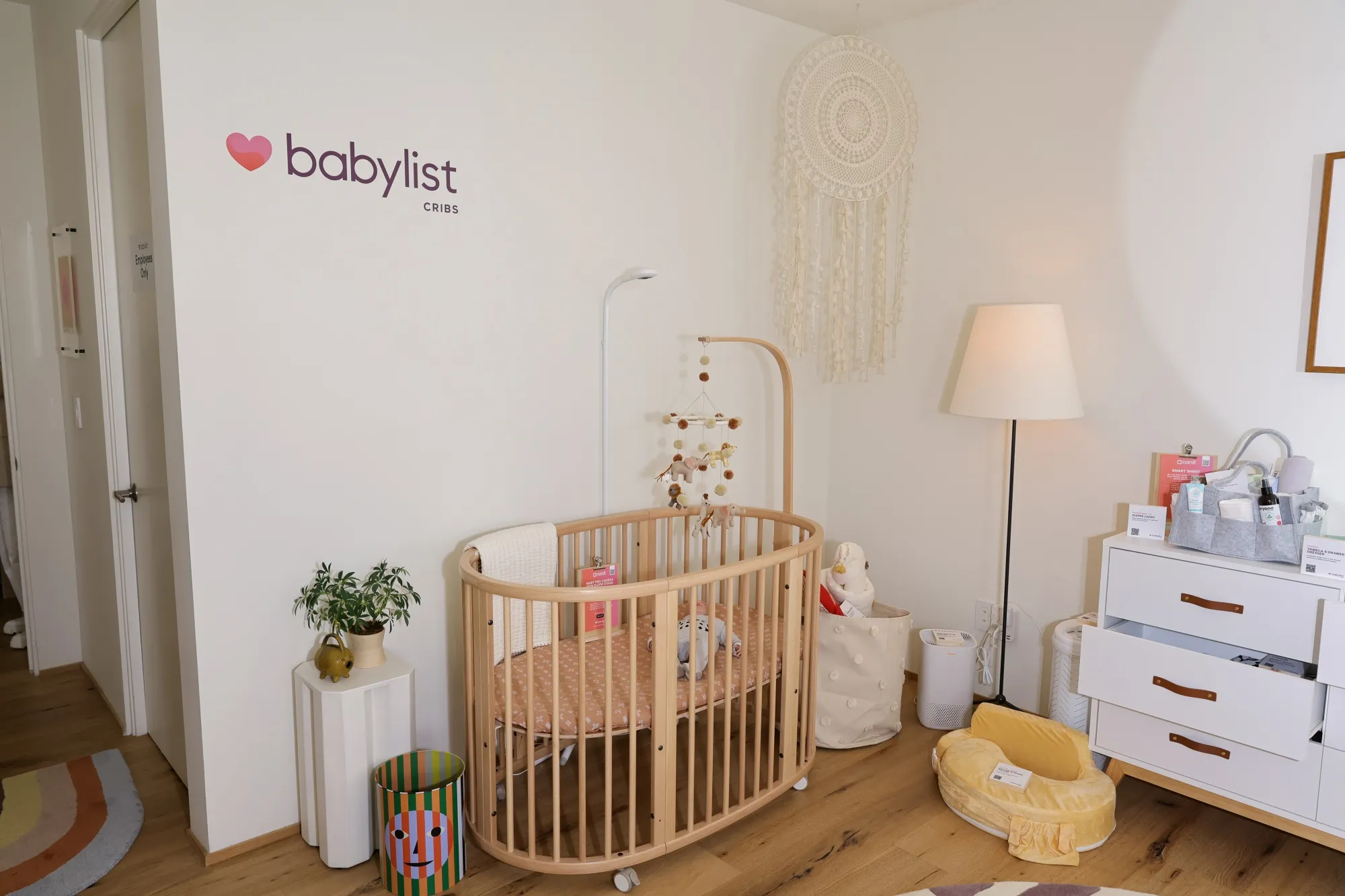 Babylist Baby Registry Opening First Store in Growth Push Bloomberg