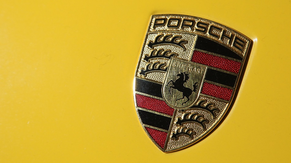 Porsche Family May Buy More VW Shares After Lifting Stake - Bloomberg