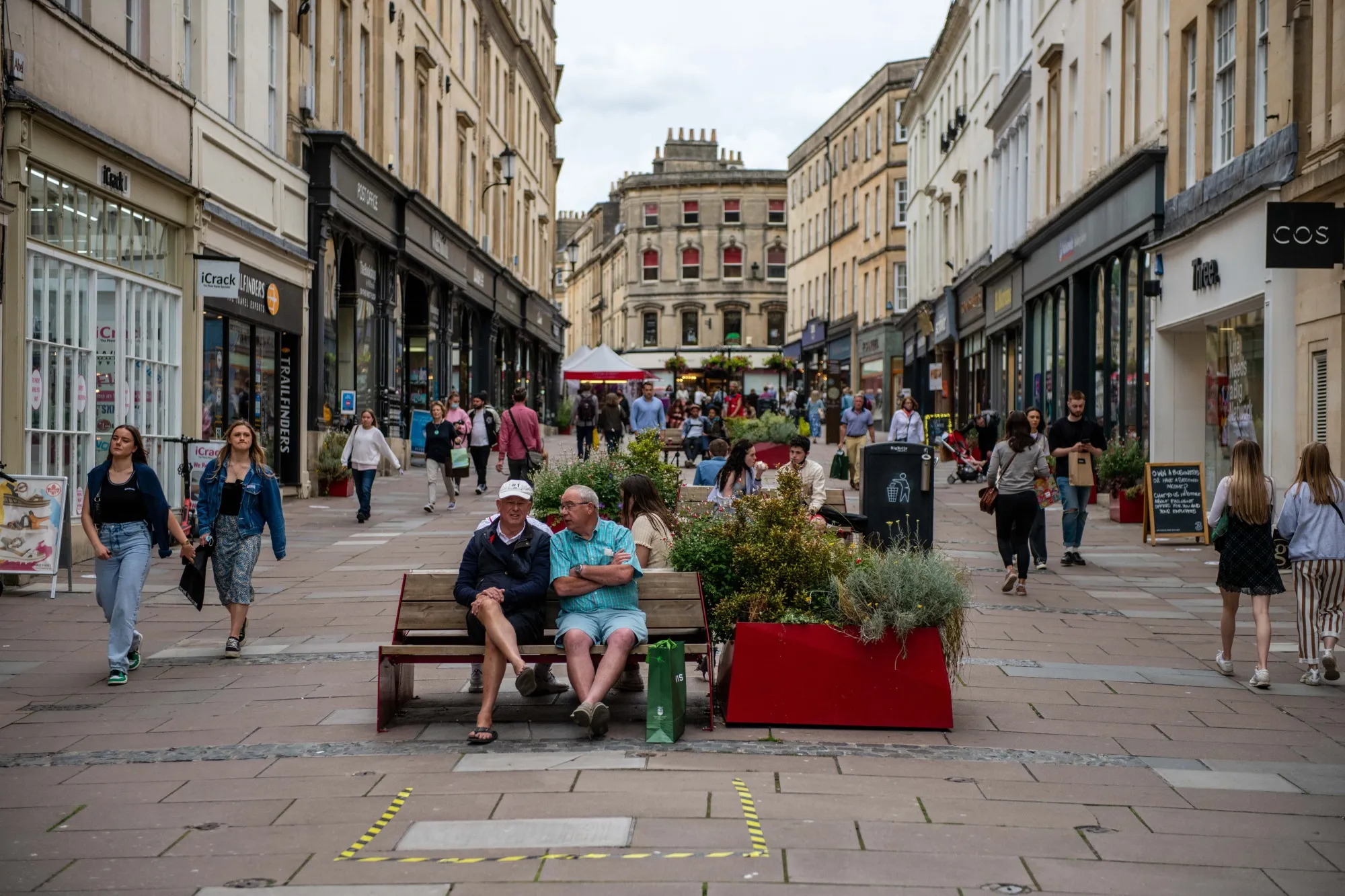 Daily Life With U.K. Coronavirus Infections Rising Steeply
