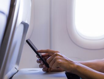 relates to 5G Can Coexist With Airplanes, US Government Study Indicates