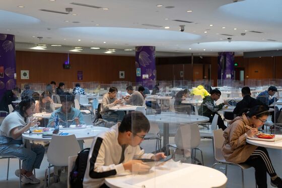 NYU, Duke Retain Lucrative Students With China-Based Campuses