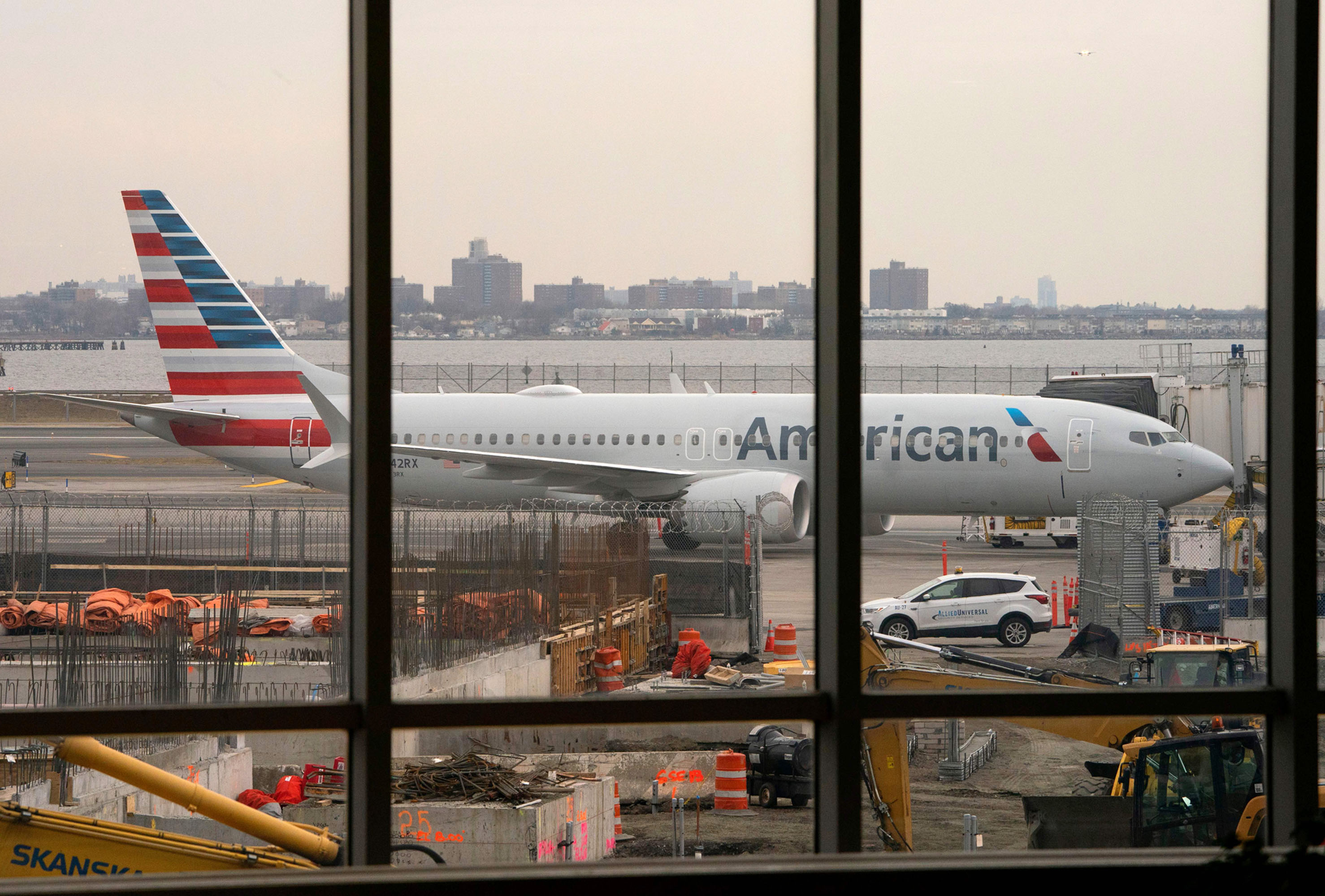 An American Airlines 737 Max sits at the gate at LaGuardia airport&nbsp;in New York.&nbsp;