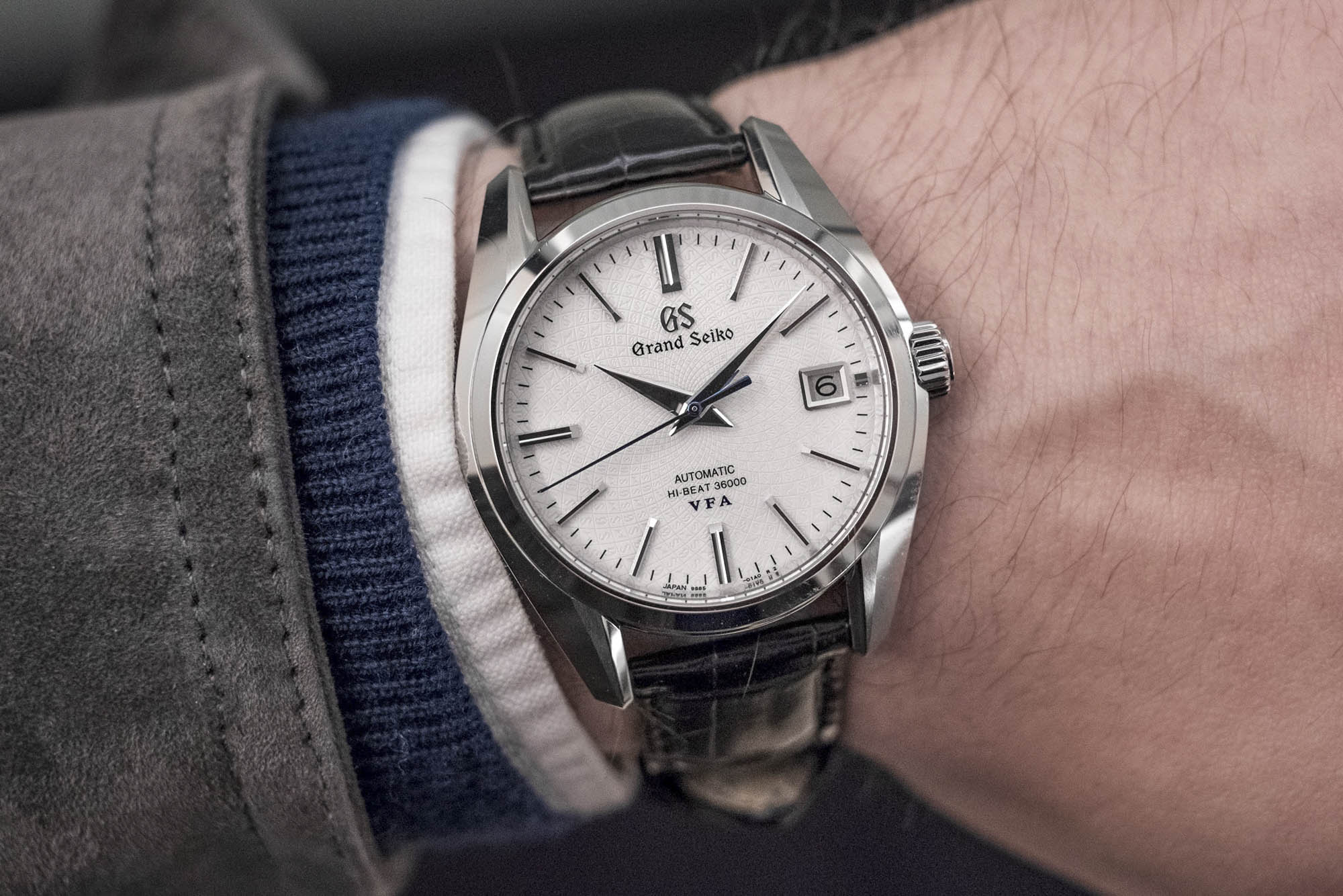 Five Watch Editors Pick Their Guilty Pleasure Timepieces Bloomberg