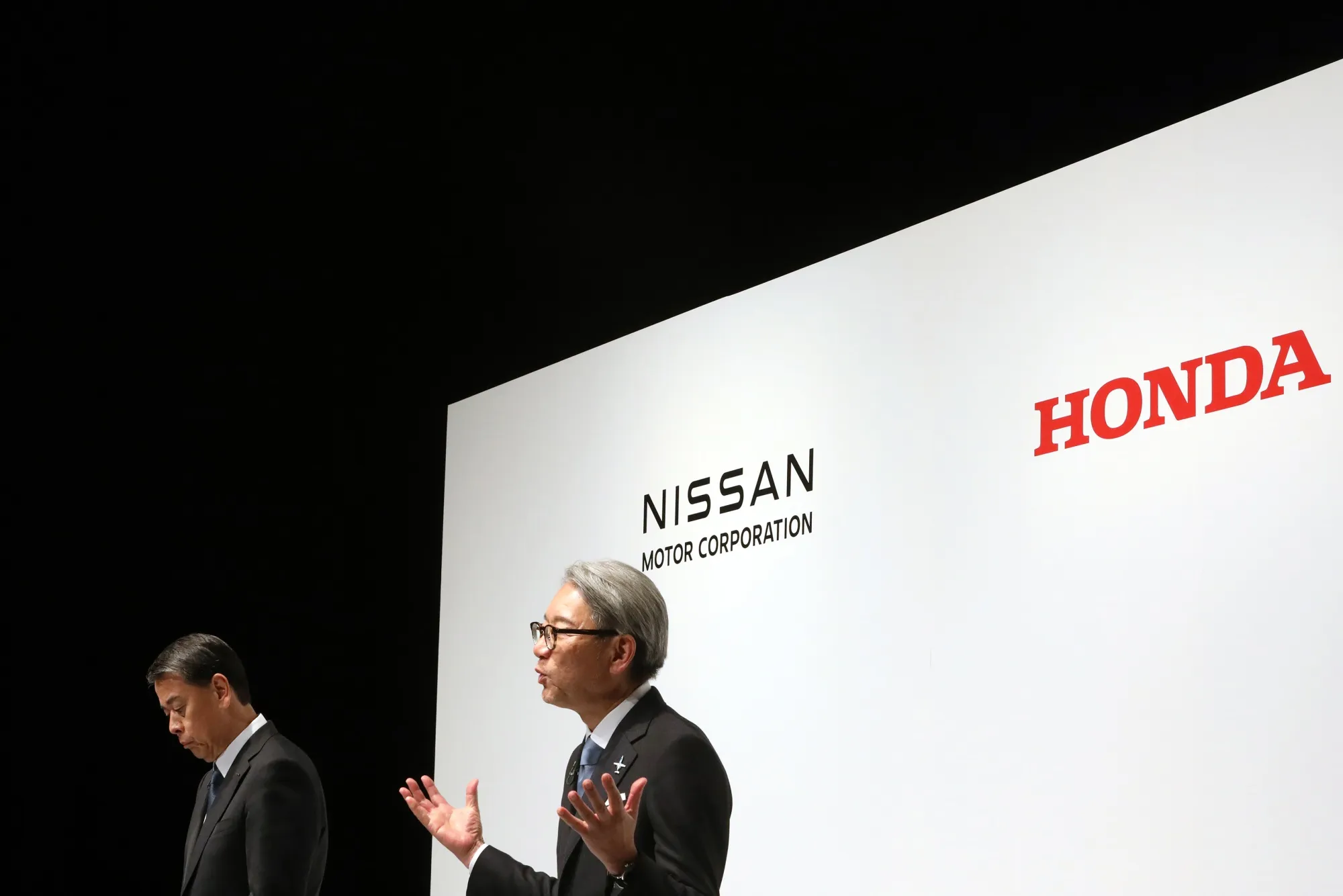 自動車株が上昇率1位、日産とホンダの統合案受け業界再編期待広がる