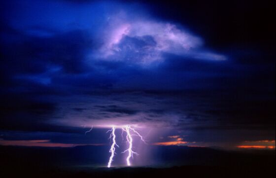 Dry Lightning Risk Rises in U.S. West, Thanks to Tardy Monsoon