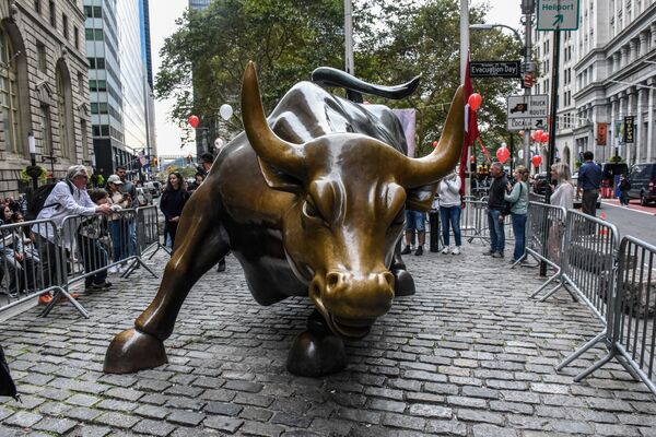 "Charging Bull" statue near the New York Stock Exchange.