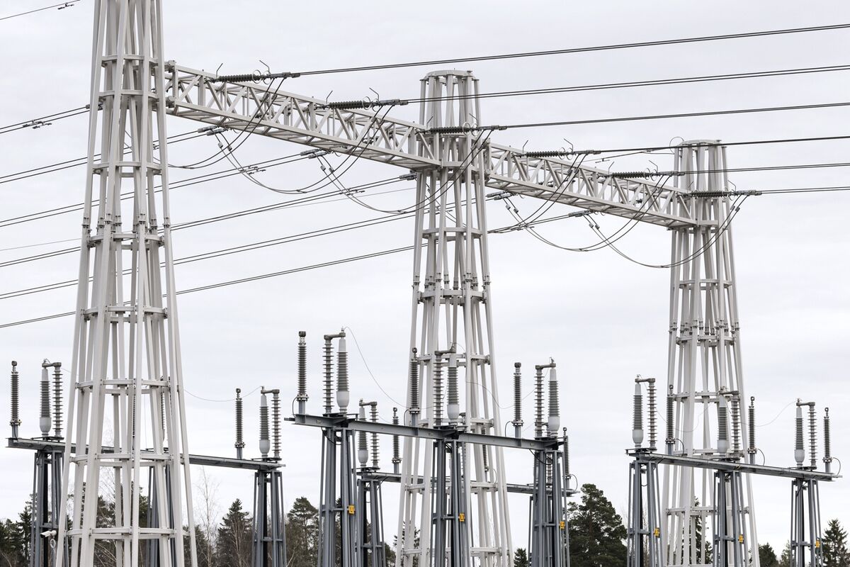 Power Trader Whose Error Crashed Market Faces $11 Million Fine