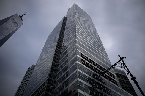1470319191_Goldman