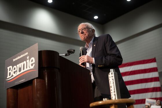 Bernie Sanders Gets Endorsement From Postal Workers Union