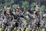 Freshmen Show Military Training Achievement In Xi'an