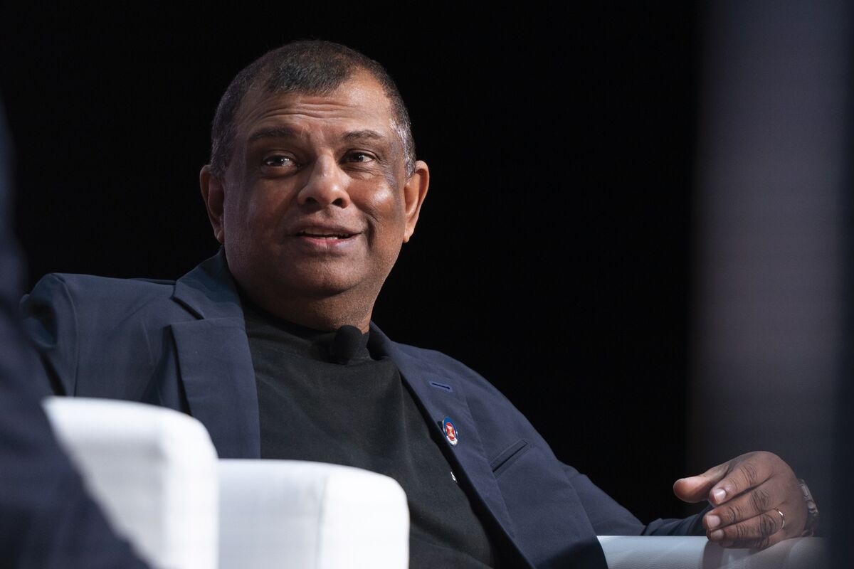 Capital A’s Unit Gets Bank Loan to Replace Costly Private Debt
