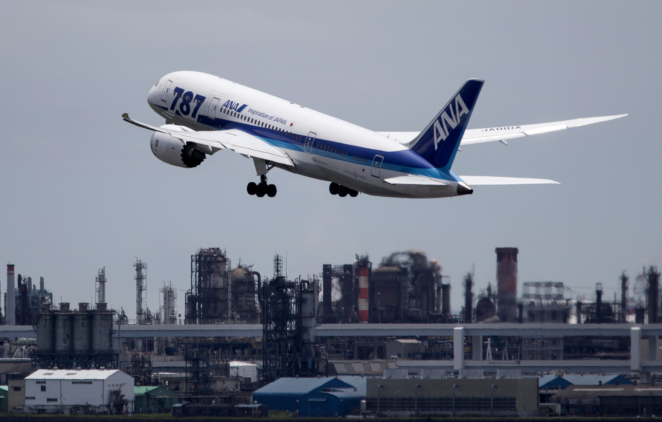 An All Nippon Airways Co. (ANA) Boeing Co. 787 Dreamliner takes off at Haneda Airport in Tokyo.
