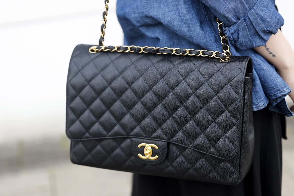 Chanel Flap Bag Now Costs More Than €10,000 in Paris - Bloomberg