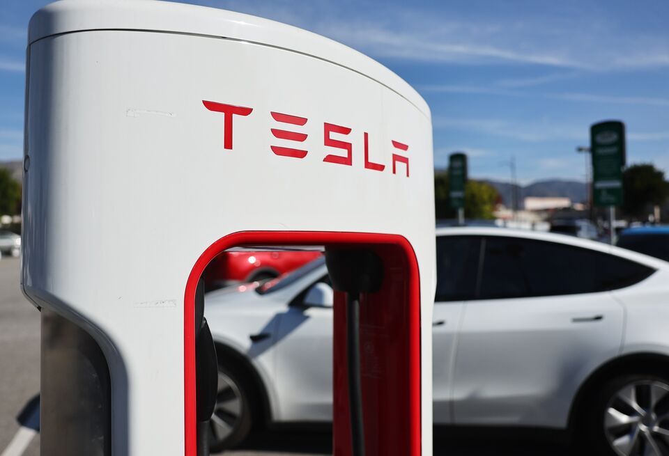 Tesla Price Cuts in Public View Hurt Used EV Values Bloomberg