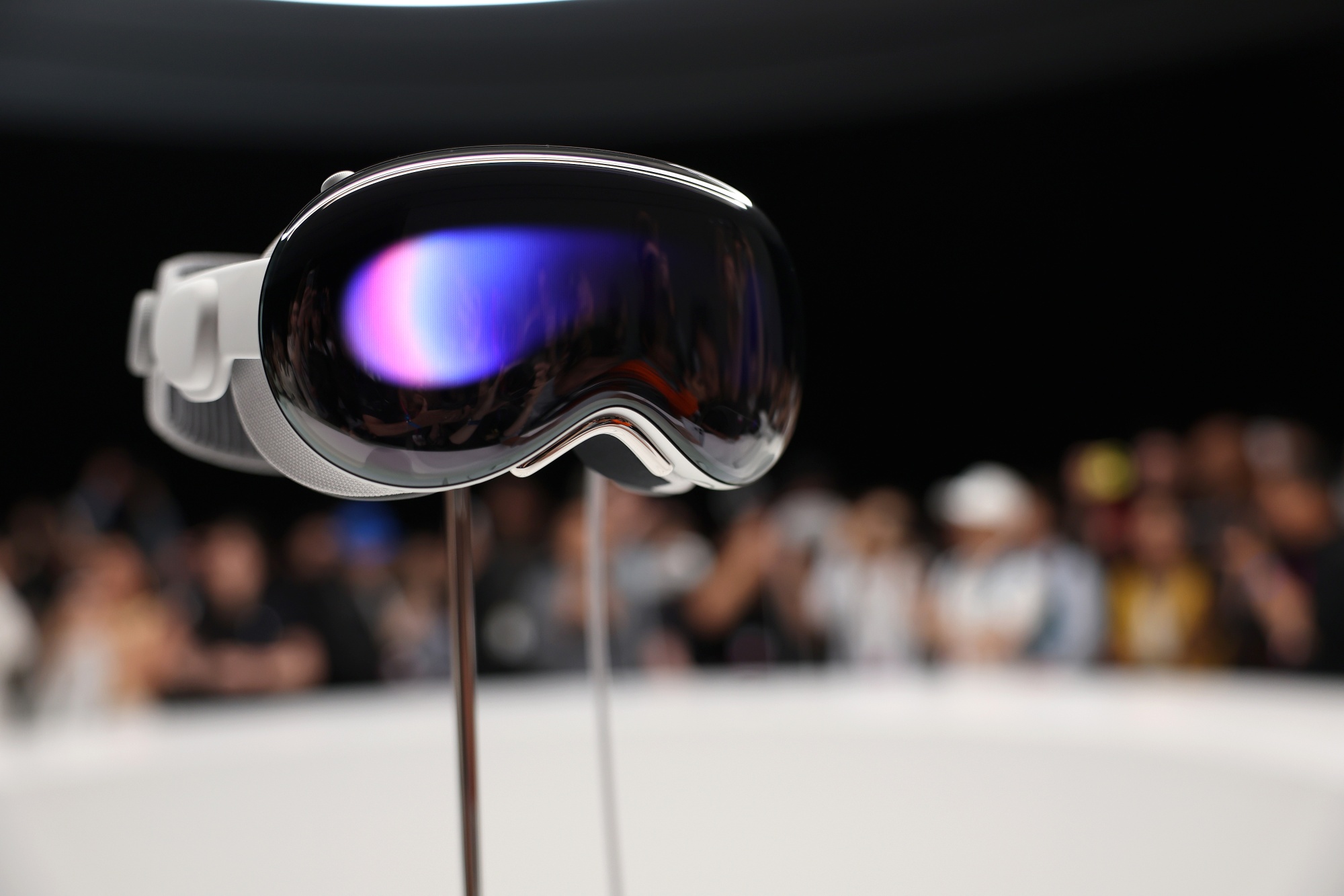 Apple's Vision Pro Headset Shows the Future of Computing Is Bulky