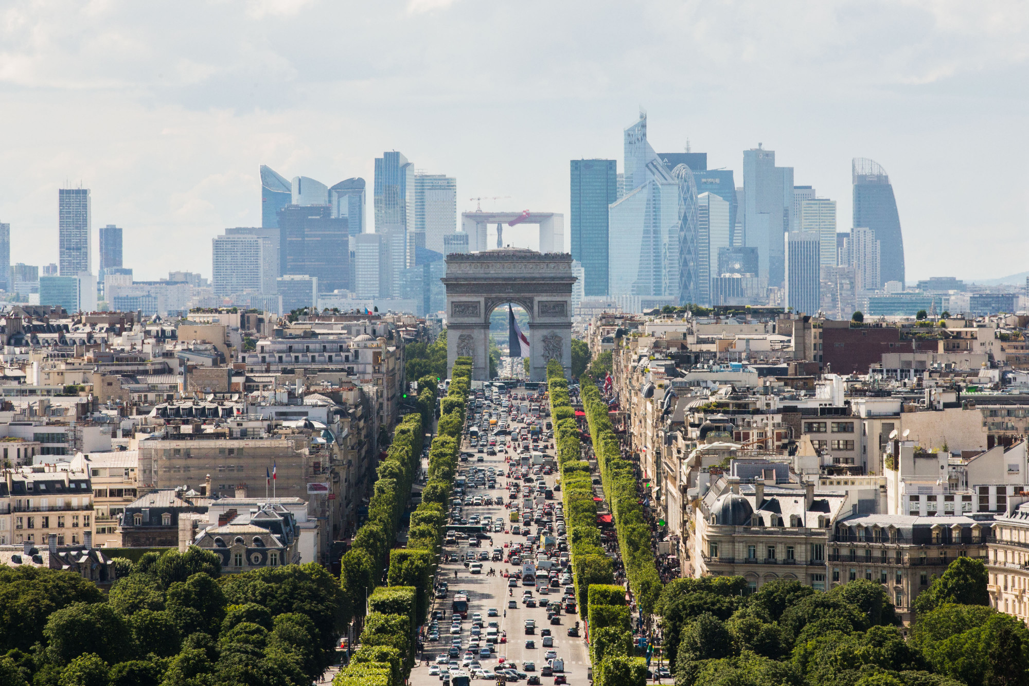 Champs-Elysees Building Sells for More Than $600 Million in Record