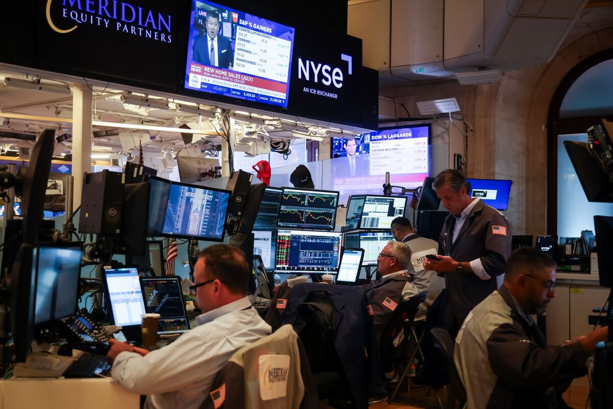 Bond Market’s Inflation Gauge Touches Six-Month High on Fed Risk