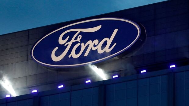 Ford's bonds join the stock in coming under pressure after company