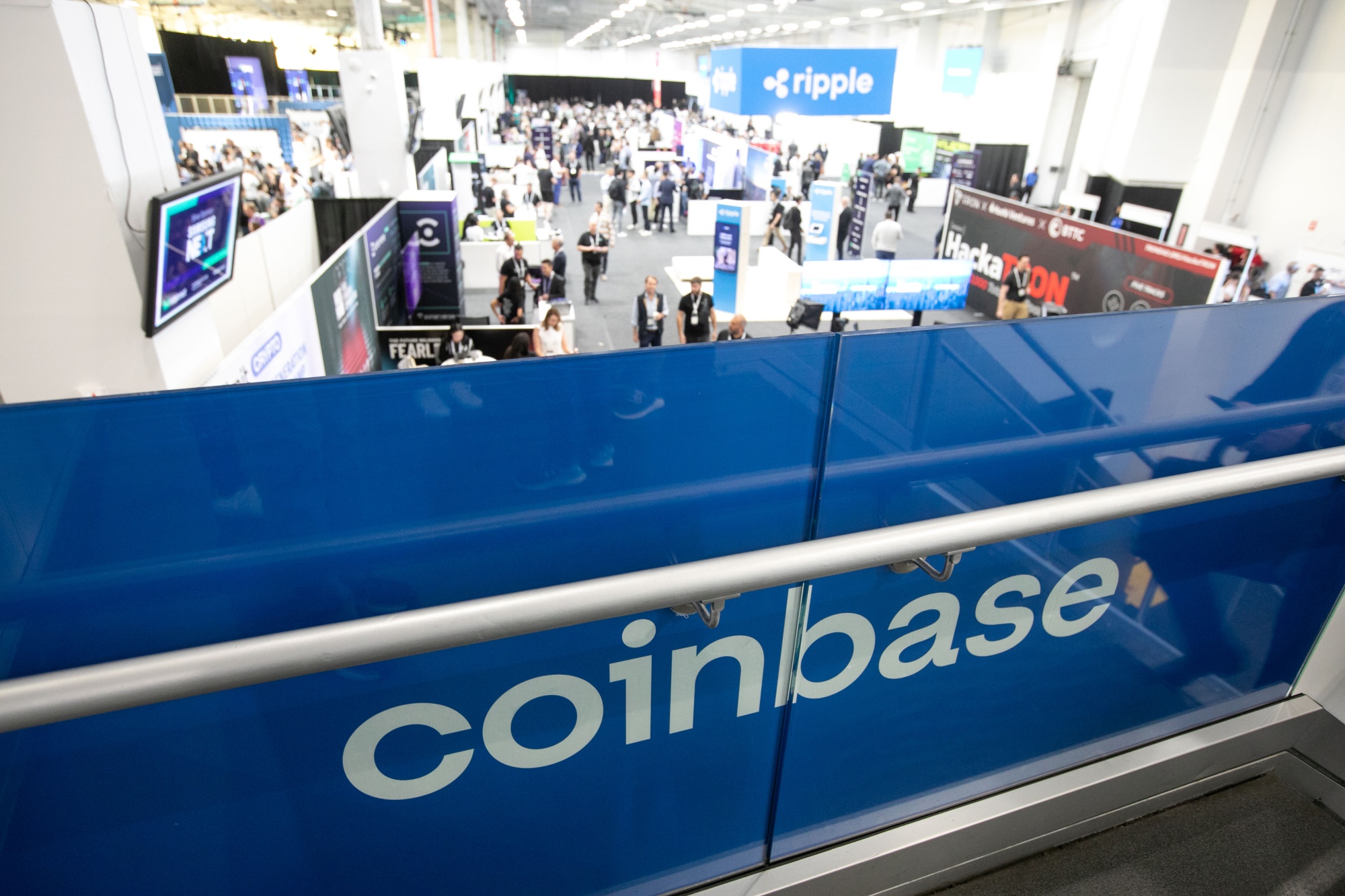 COIN:NASDAQ GS 株価 - ｺｲﾝﾍﾞｰｽ・ｸﾞﾛｰﾊﾞﾙ - Bloomberg Markets