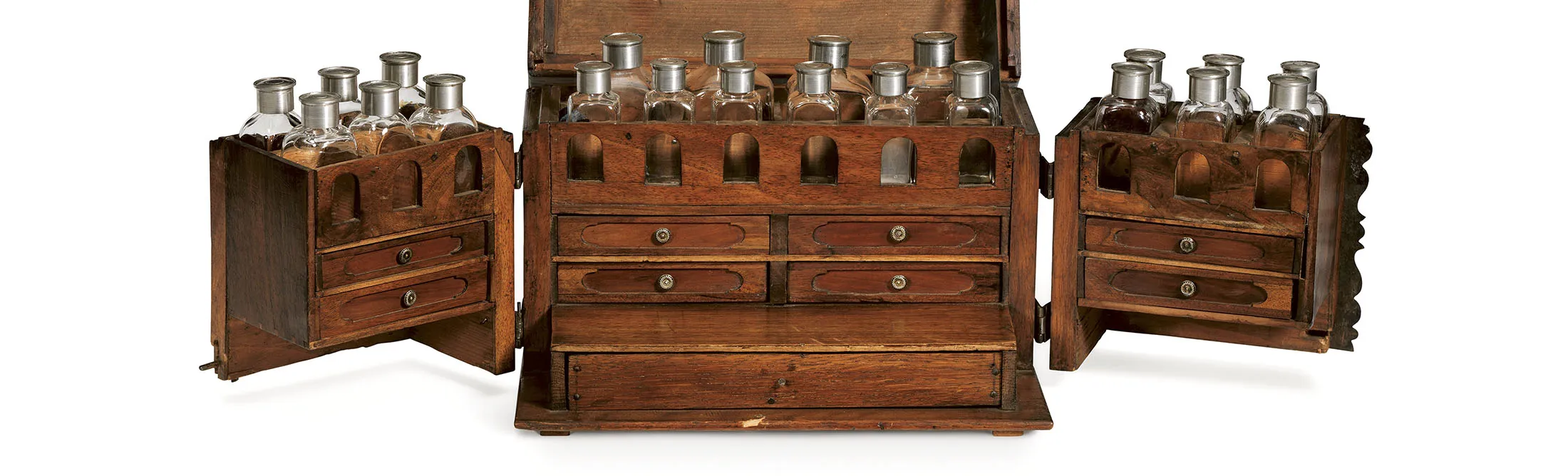 The Bizarre, Secret Obsessions of Gaston-Louis Vuitton - Bloomberg