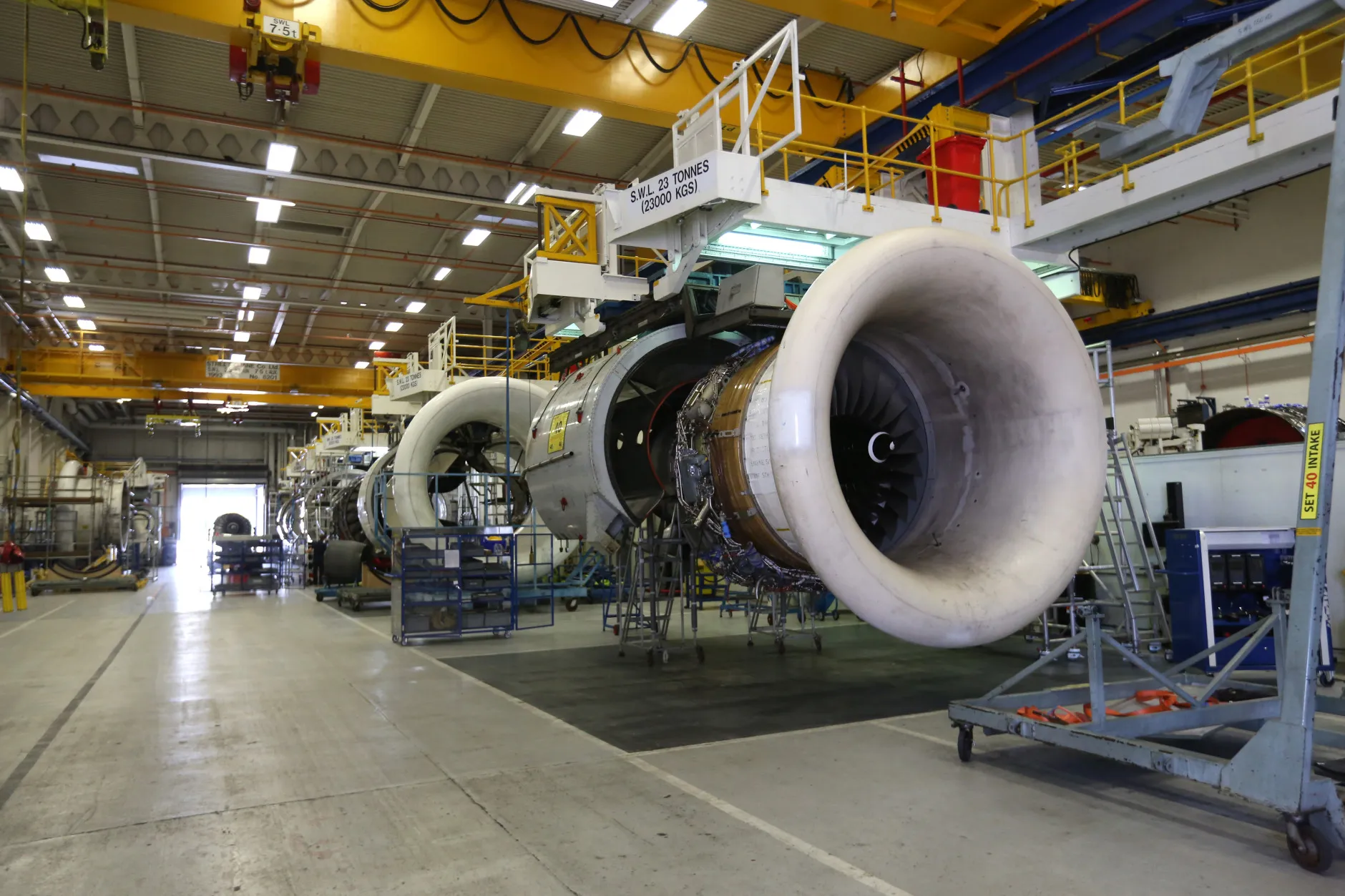 External casing for Rolls-Royce aircraft engines