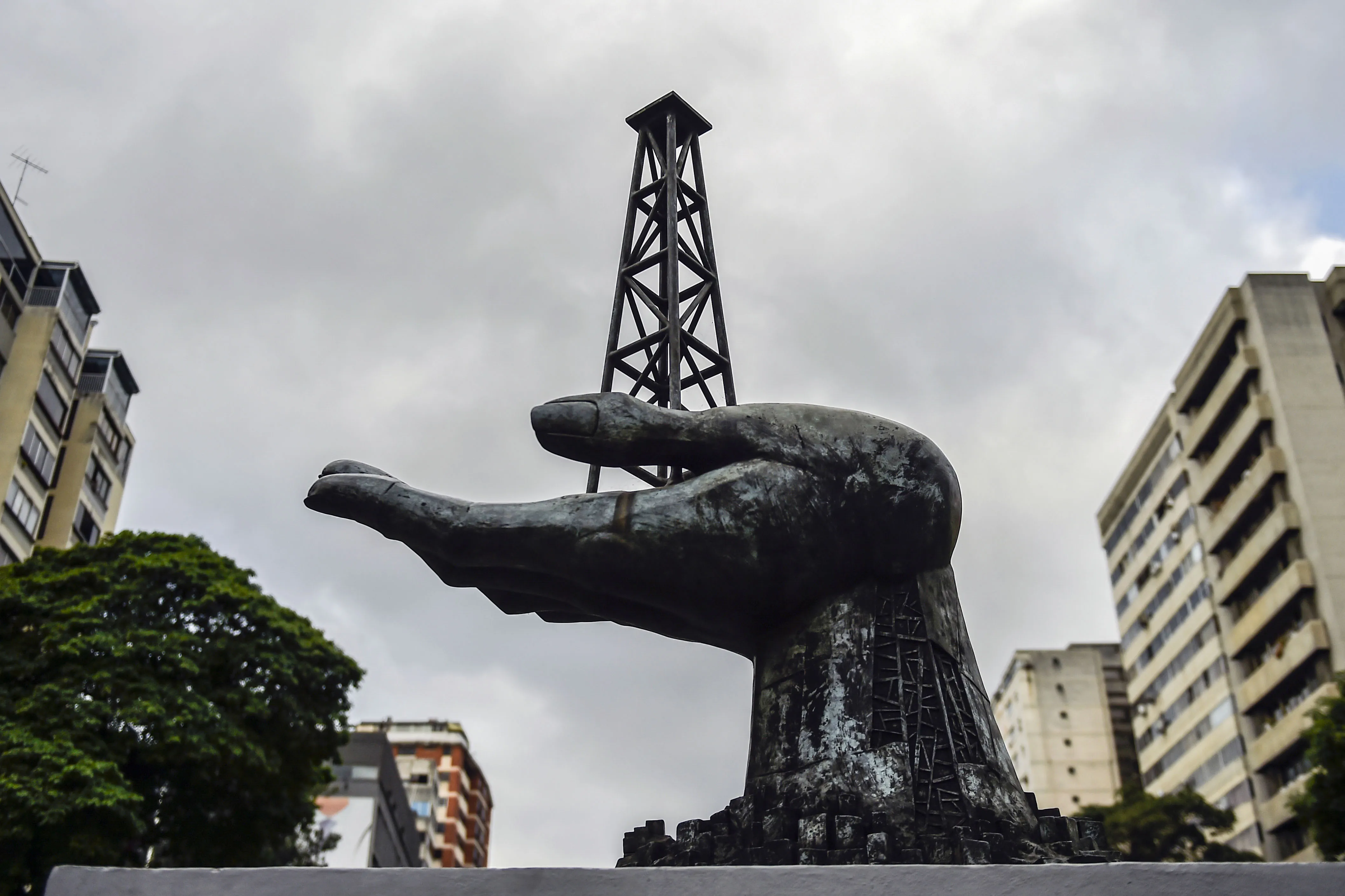 VENEZUELA-US-CRISIS-PDVSA-SANCTIONS