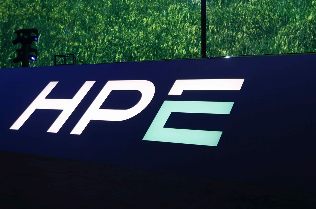 DOJ ‘Perverted Justice’ in HPE Deal, Dismissed Official Says