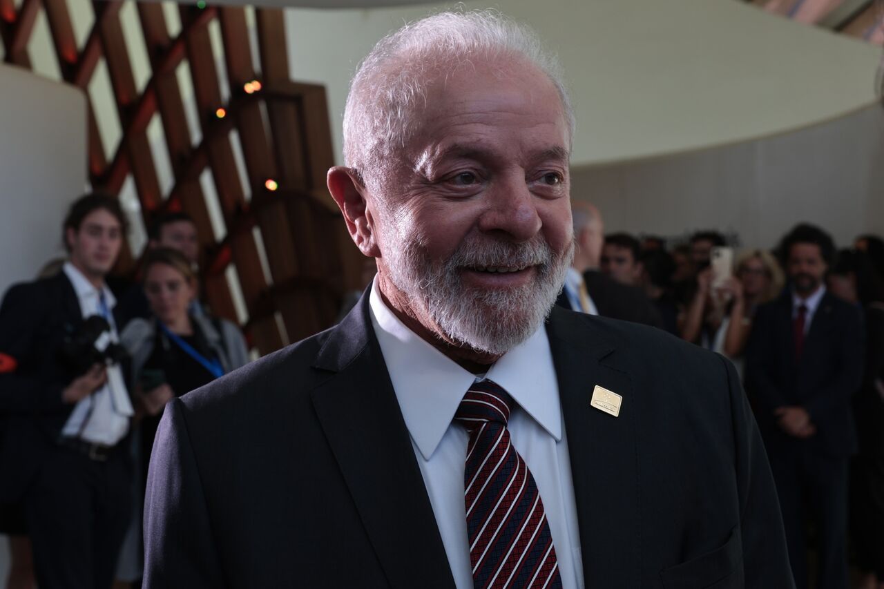 Brazil's Lula Struggles to Bridge a Divide in First Year Back as President Bloomberg