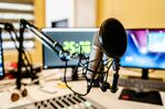 RF podcast microphone studio broadcasting