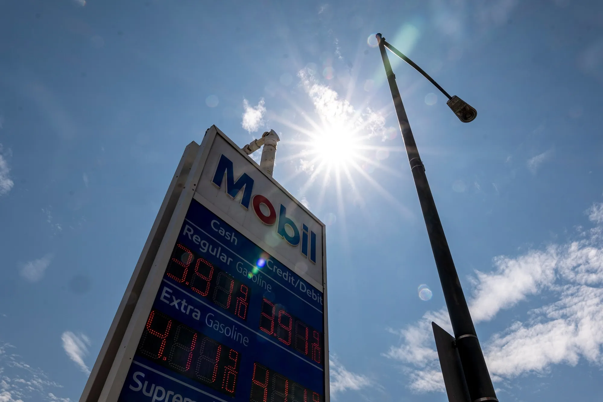 Norway’s sovereign wealth fund&nbsp;cut its holdings in the world’s biggest oil and gas companies in 2022.