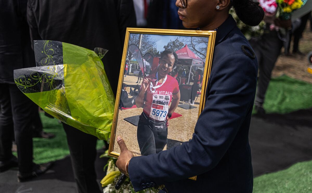 Mord an Läuferin in Südafrika entfacht Kampf gegen Femizide neu