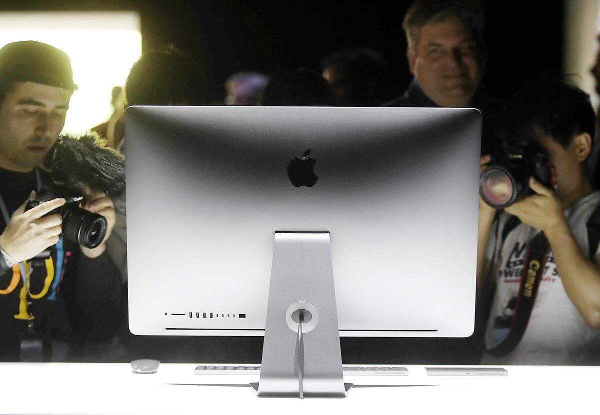 Apple plans redesigned iMac, new Mac Pro, smaller Mac Pro, cheaper Monitor