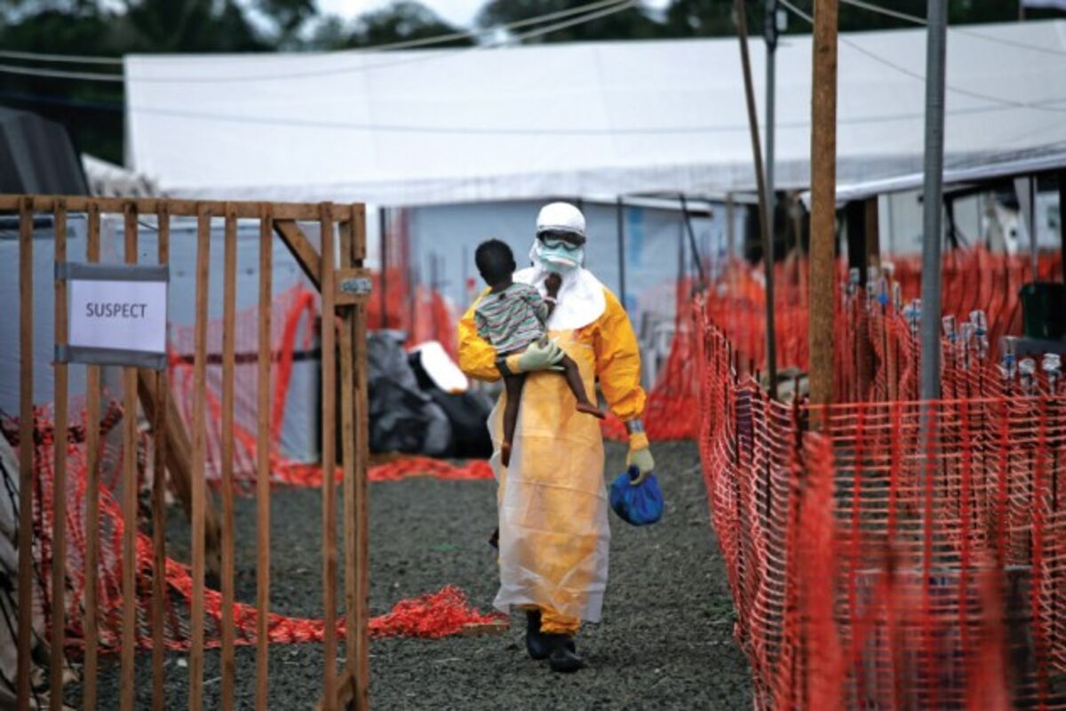 Ebola: Doctors Without Borders Shows How to Manage a Plague - Bloomberg