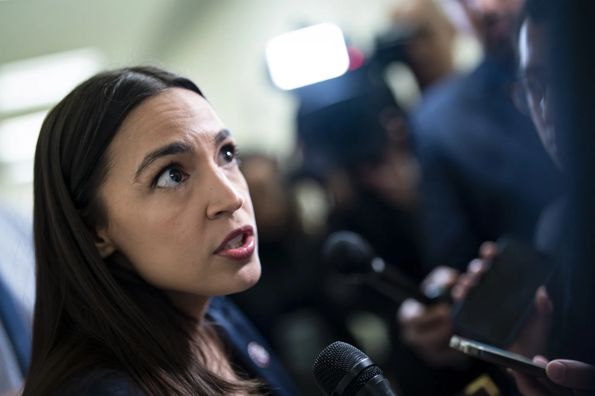 Alexandria Ocasio-Cortez Calls for Eric Adams to Resign as NYC Mayor -  Bloomberg