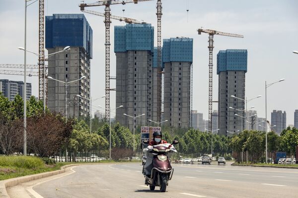 Chinese Banks Face Another Blow From Mortgage Refinancing Push