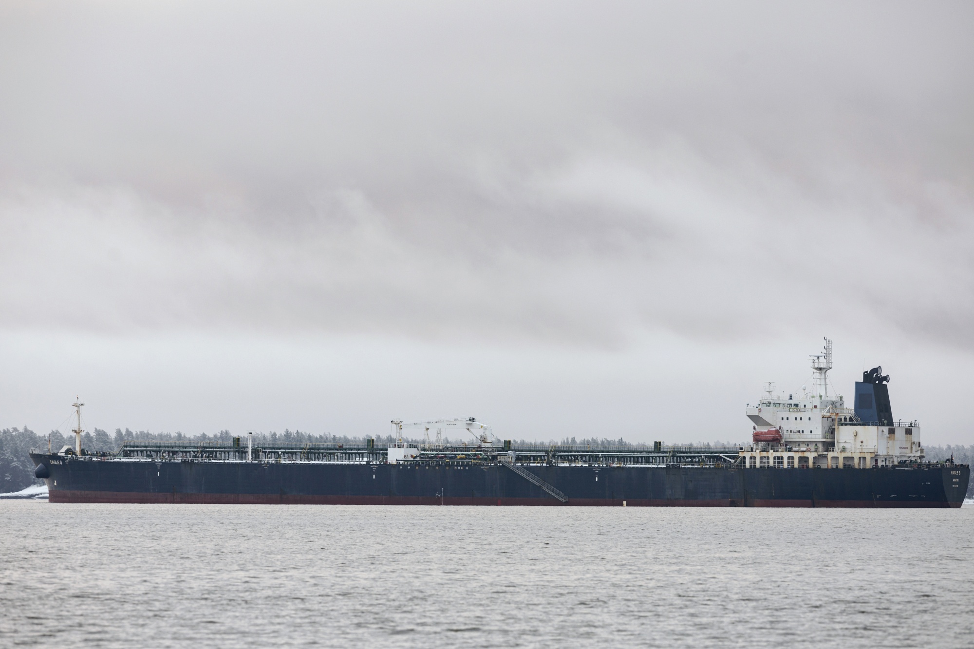 Russia shipped 4.16 million barrels a day of crude in the four weeks to July 19, with deliveries to Indian refiners at new highs.