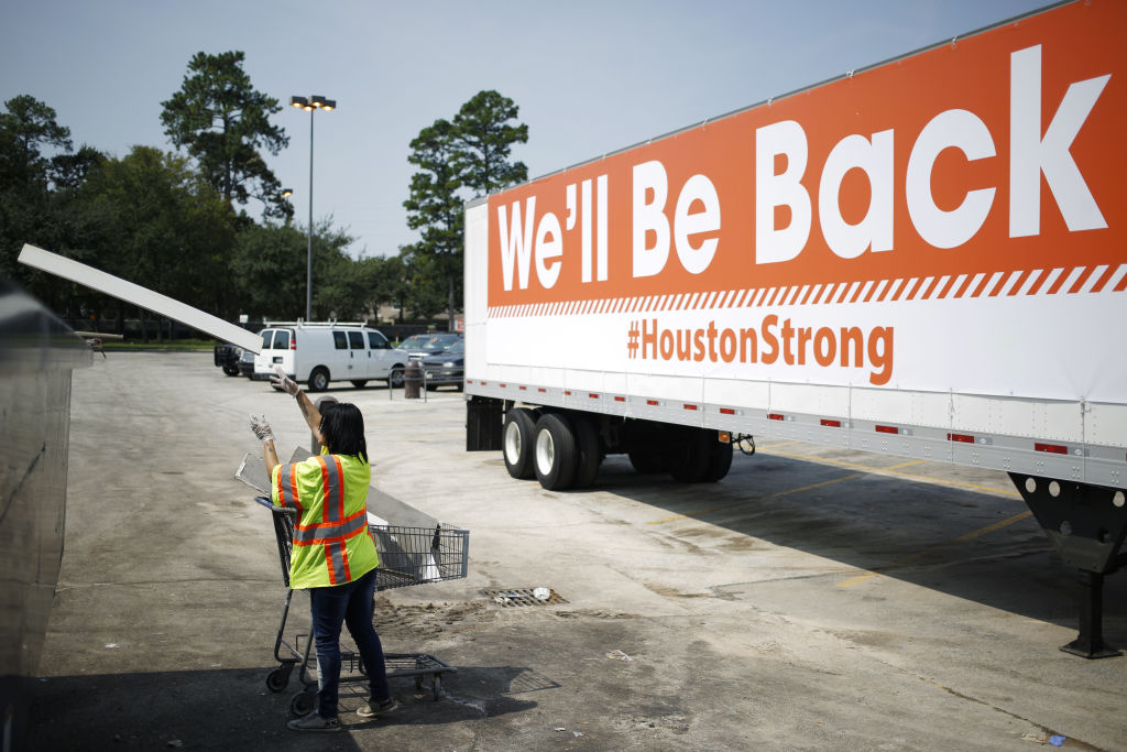 Supply Shocks Raise Odds of a Fed Mistake Bloomberg