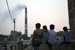 Coal-fired power plant in Badarpur, Delhi. Photographer: Kuni Takahashi/Bloomberg
