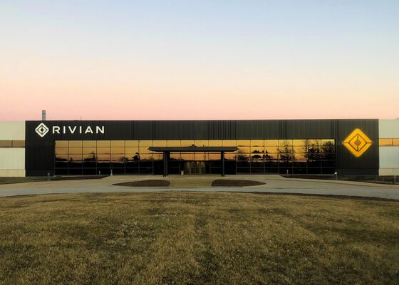 Rivian’s Tesla Alums Lead Charge as Debut Nears for First Three EVs