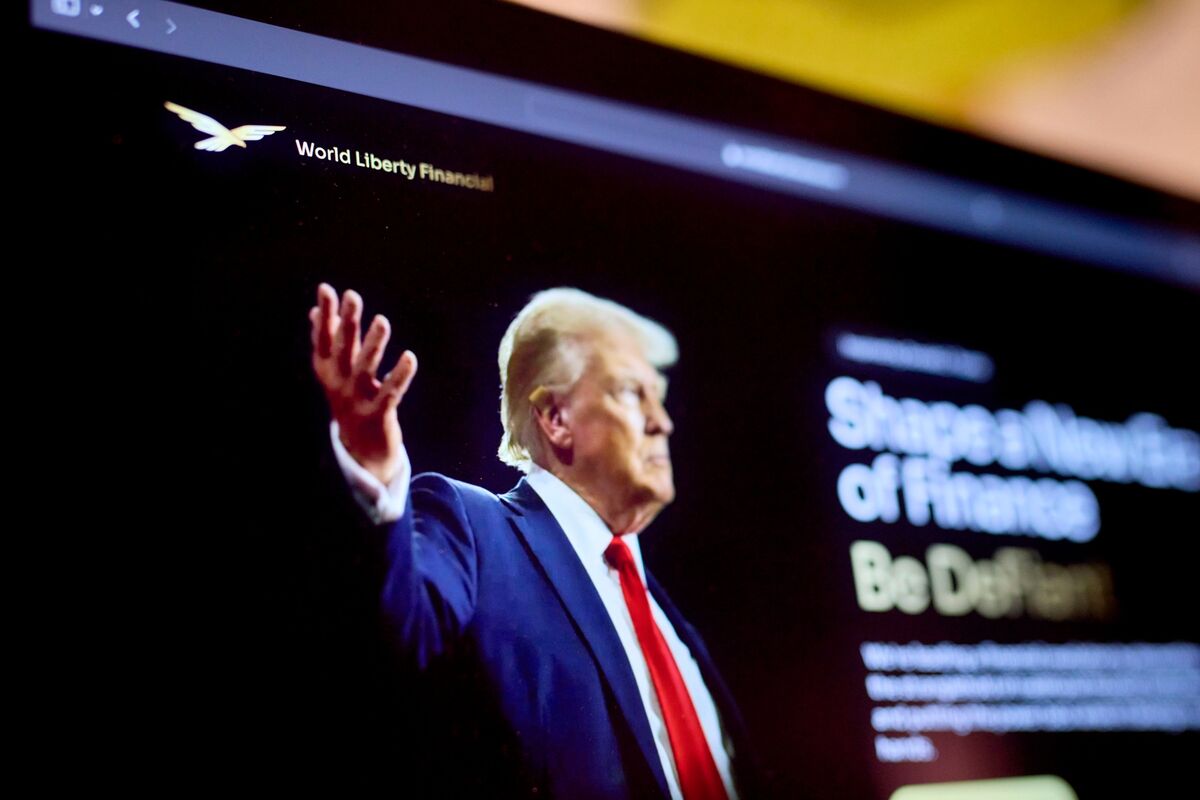 🟪"Riconciliazione nell'Impero Crypto di Trump: Eric annuncia l'acquisto sostanziale di memecoin da parte della World Liberty Financial"
