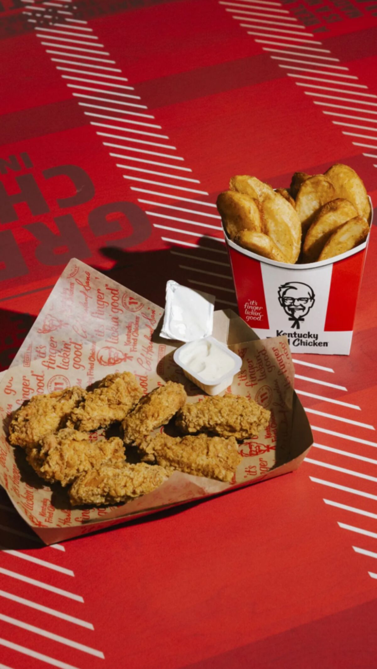 KFC’s Plan to Catch Up in the Fried Chicken Wars: Ditch the Bones